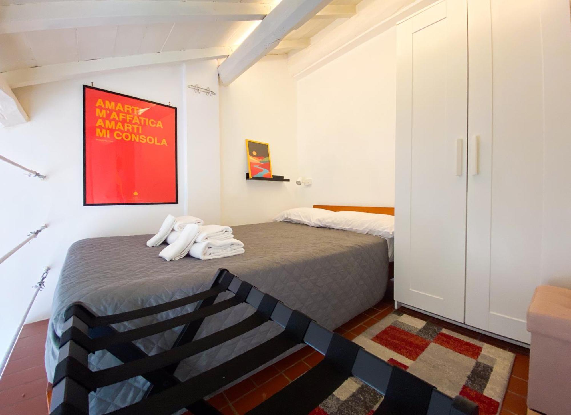 The Artful Flat
